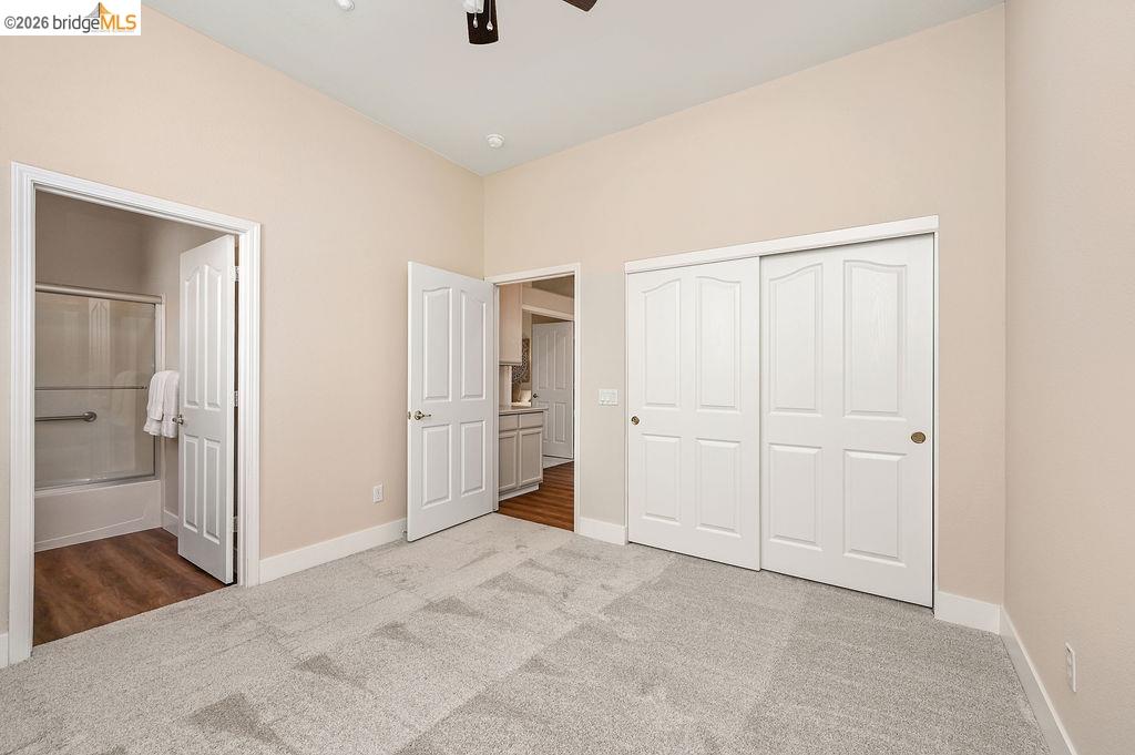 1419 Bismarck Ln