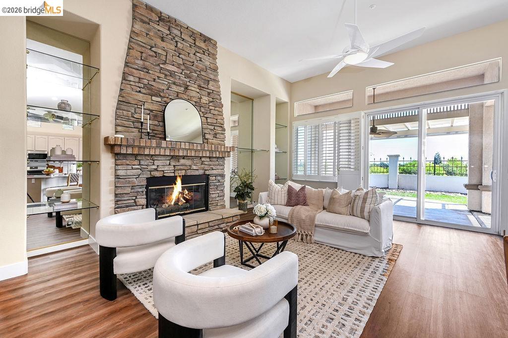 1419 Bismarck Ln