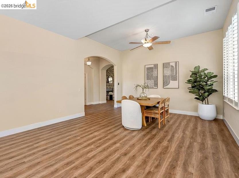 1419 Bismarck Ln