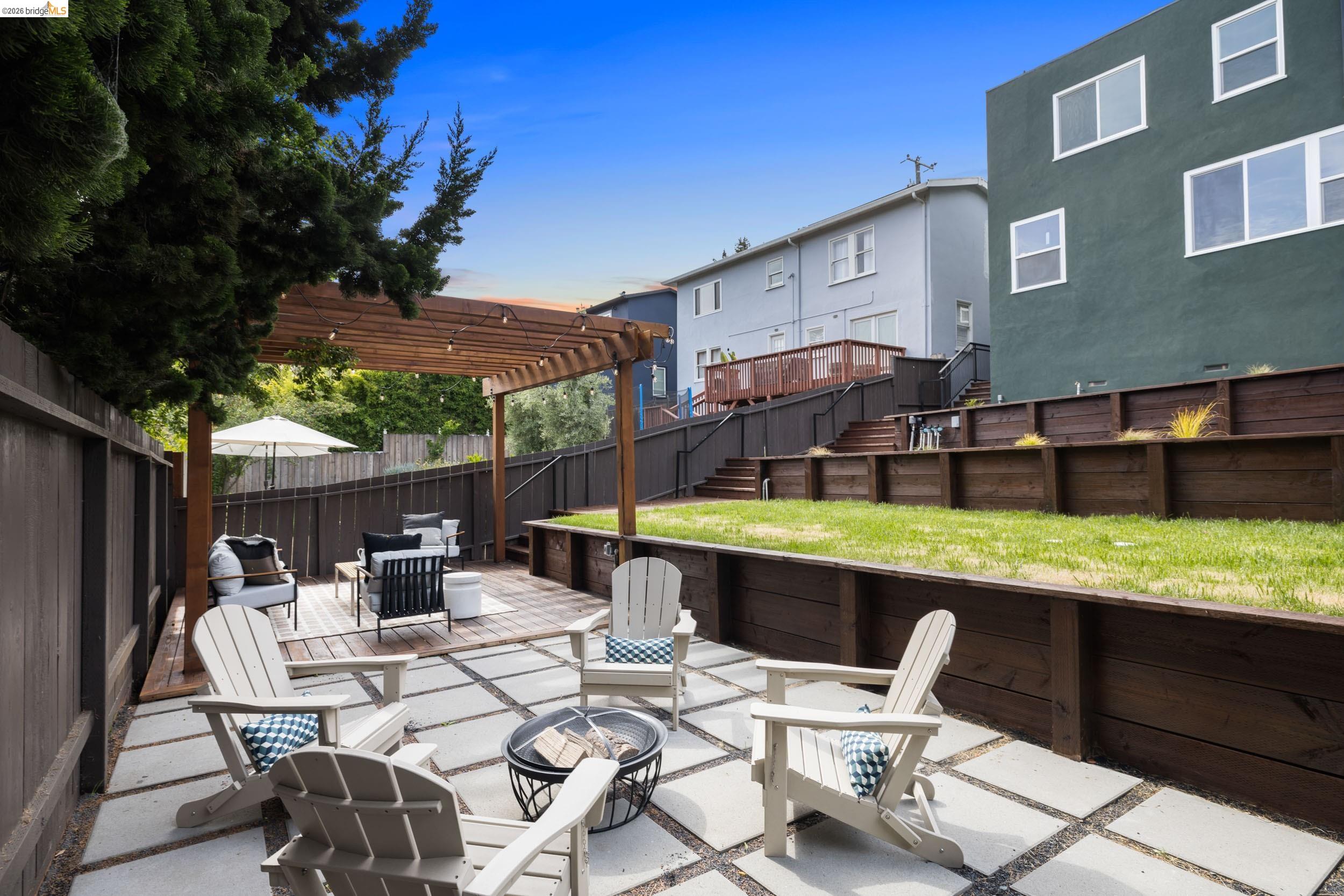799 Santa Ray Ave