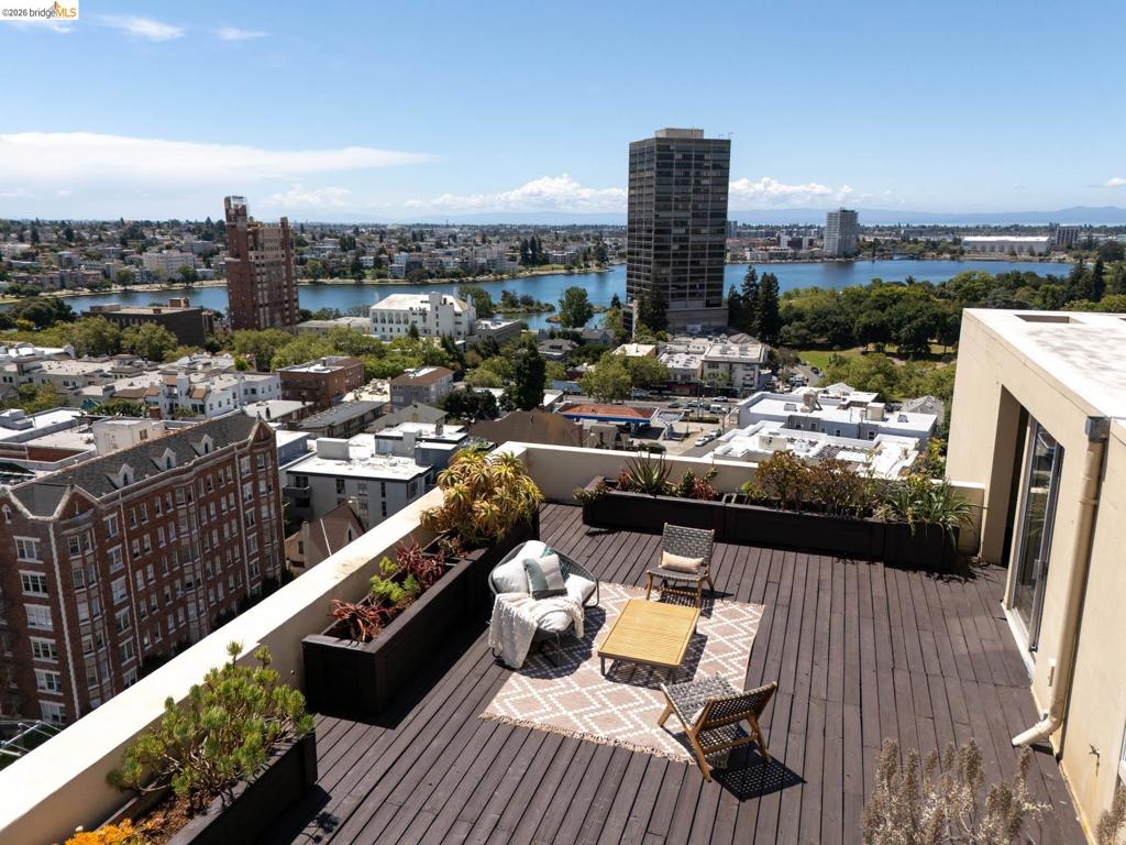 320 Lee Street 1302