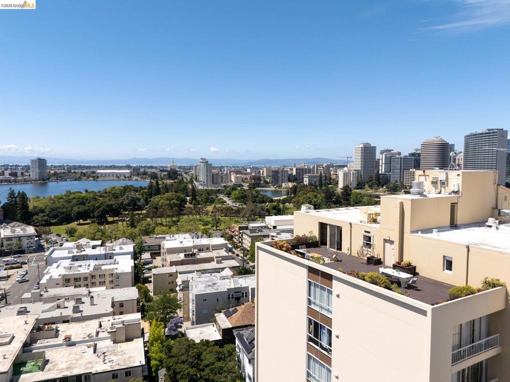 320 Lee Street 1302