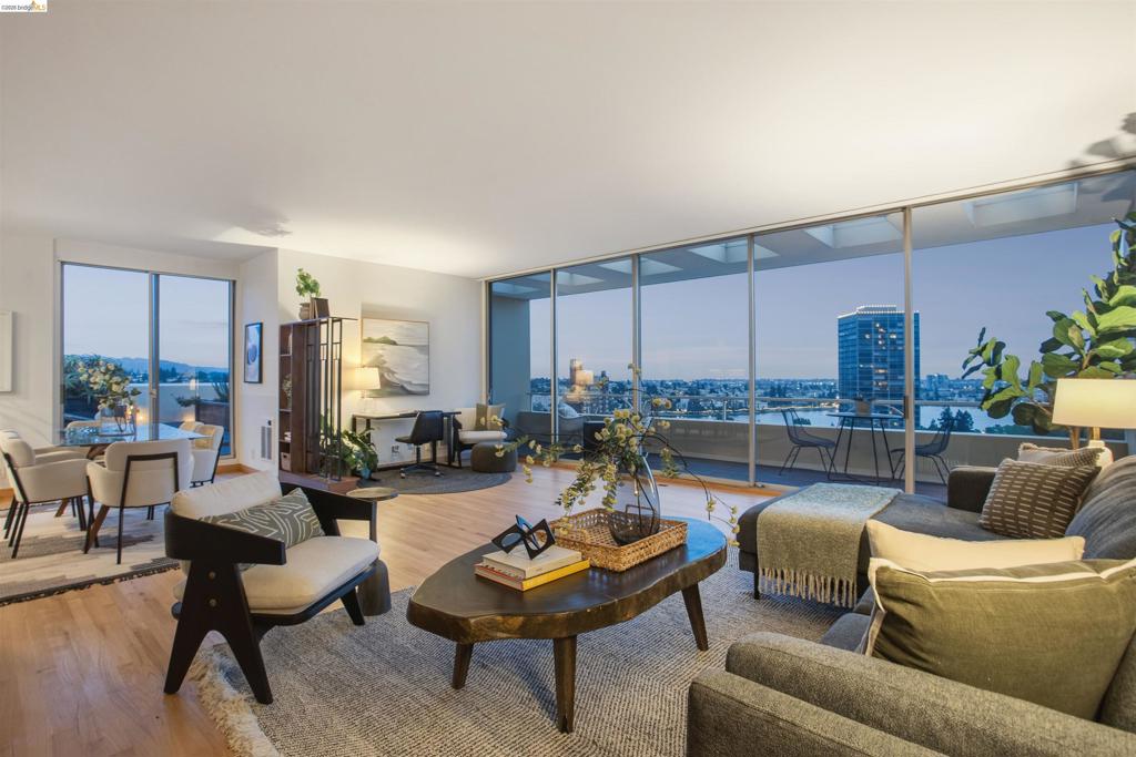 320 Lee Street 1302
