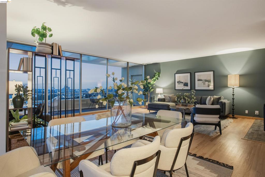 320 Lee Street 1302