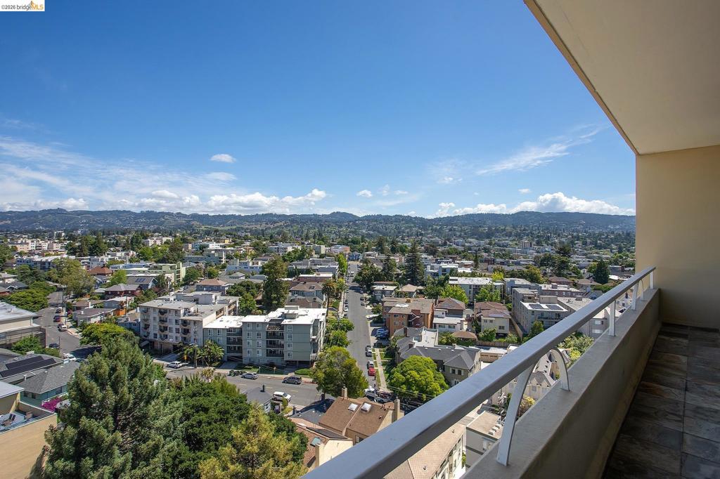 320 Lee Street 1302