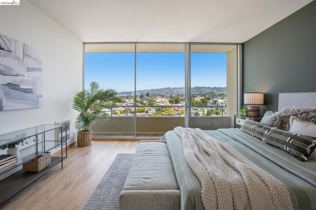 320 Lee Street 1302
