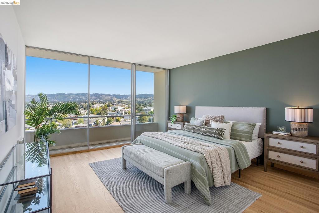 320 Lee Street 1302
