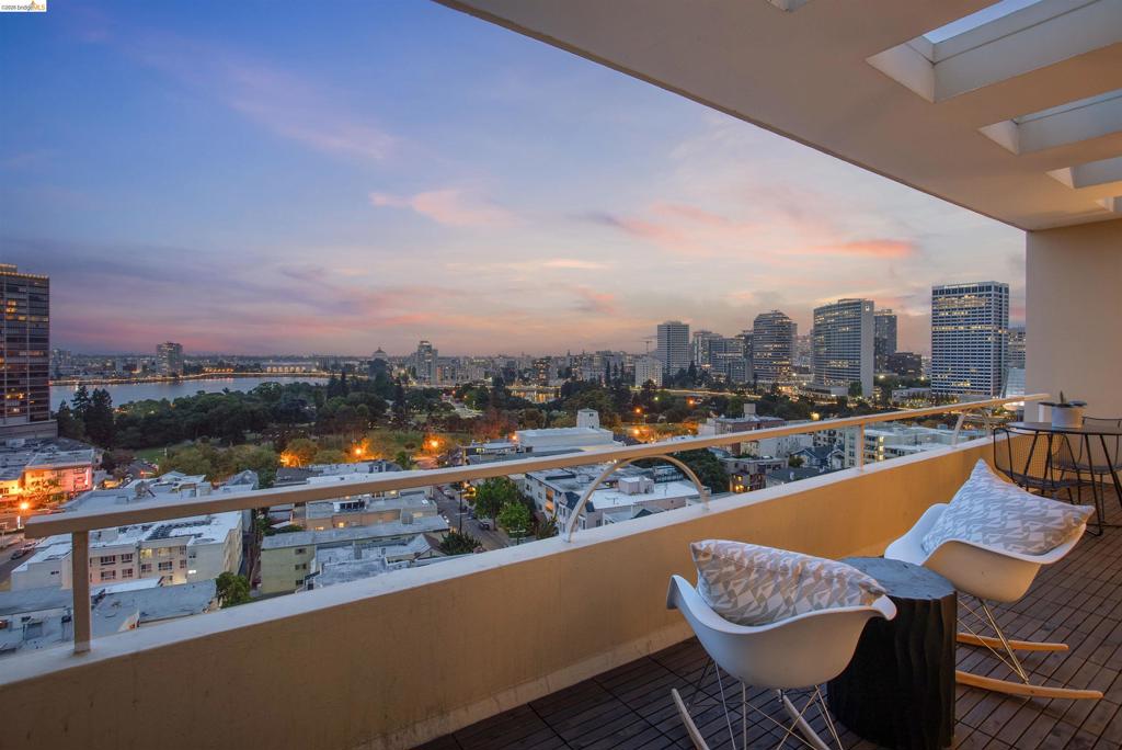 320 Lee Street 1302