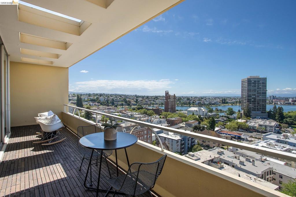 320 Lee Street 1302