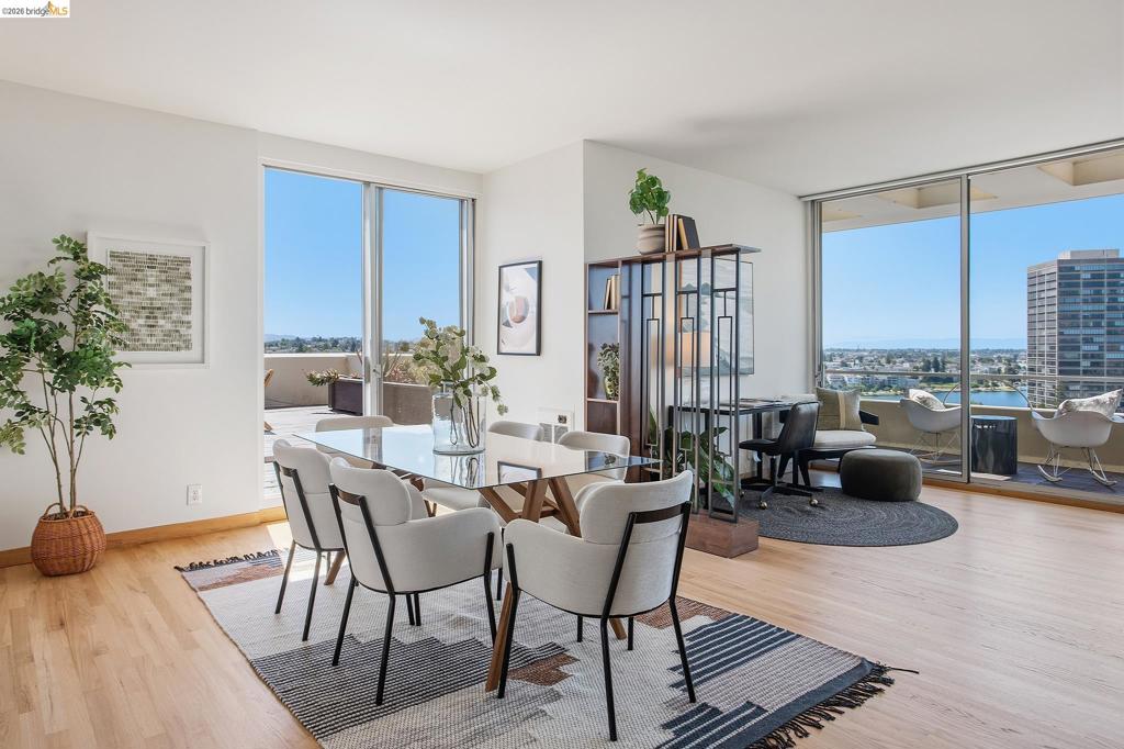 320 Lee Street 1302