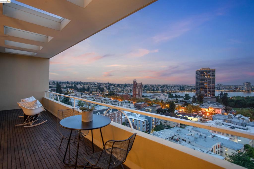 320 Lee Street 1302