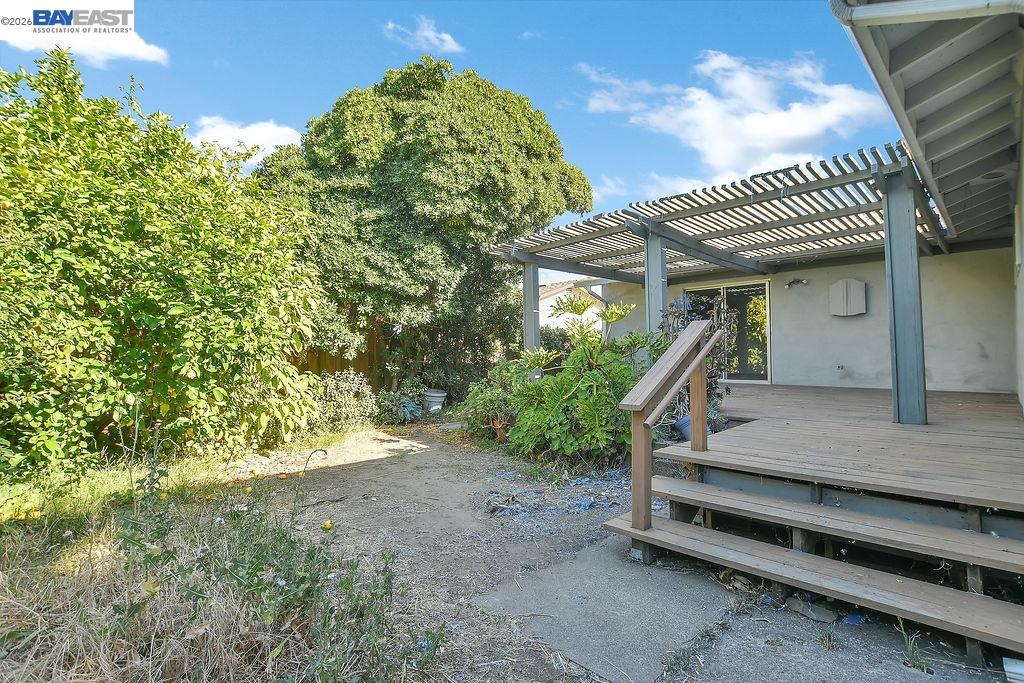 1124 Monterey Dr