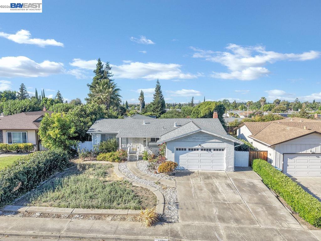 1124 Monterey Dr