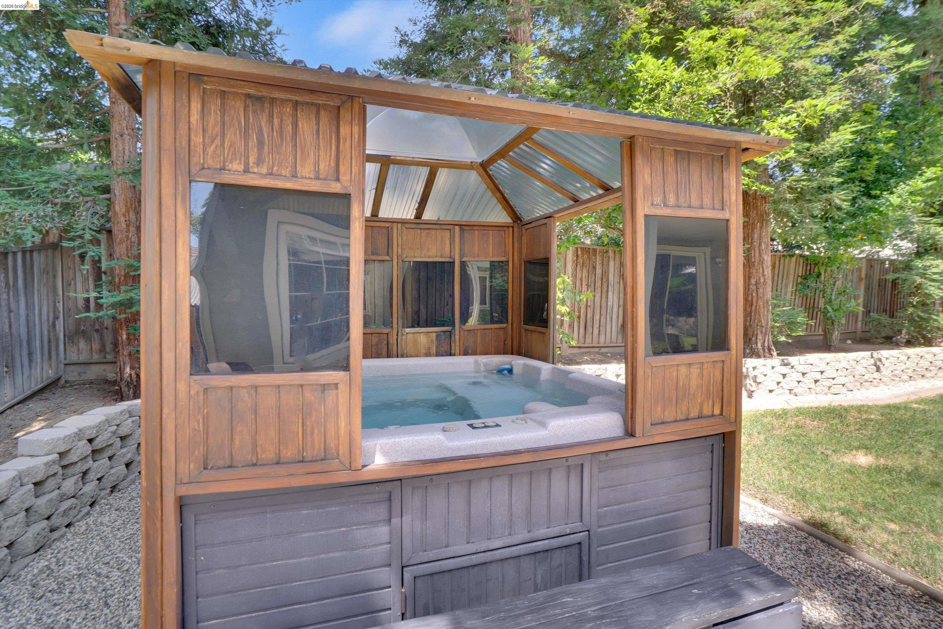1109 Mill Creek Way