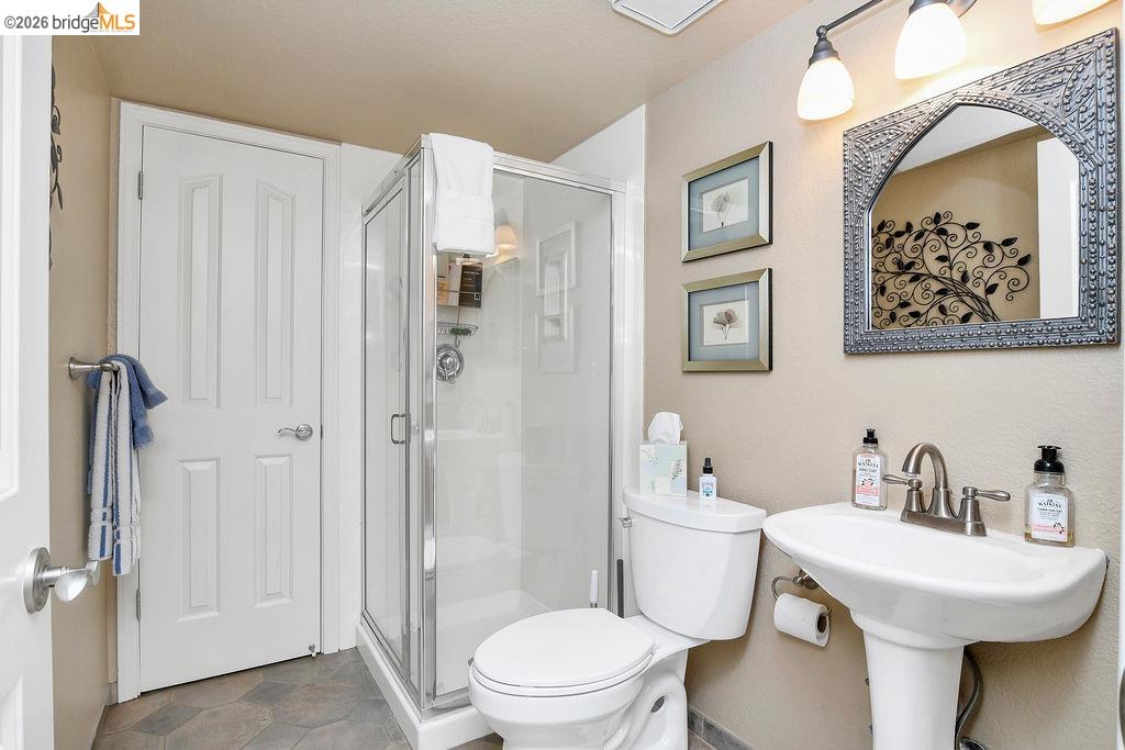 2442 Pinehurst Ct