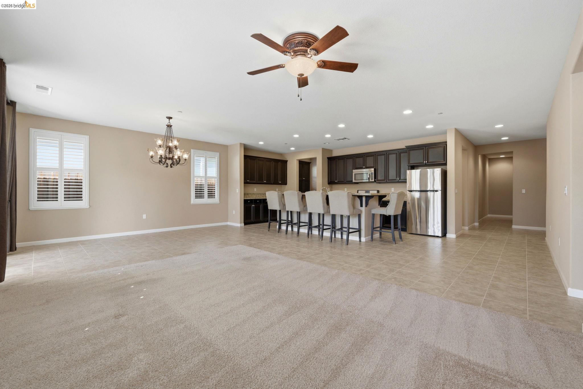 705 Pardee Ct