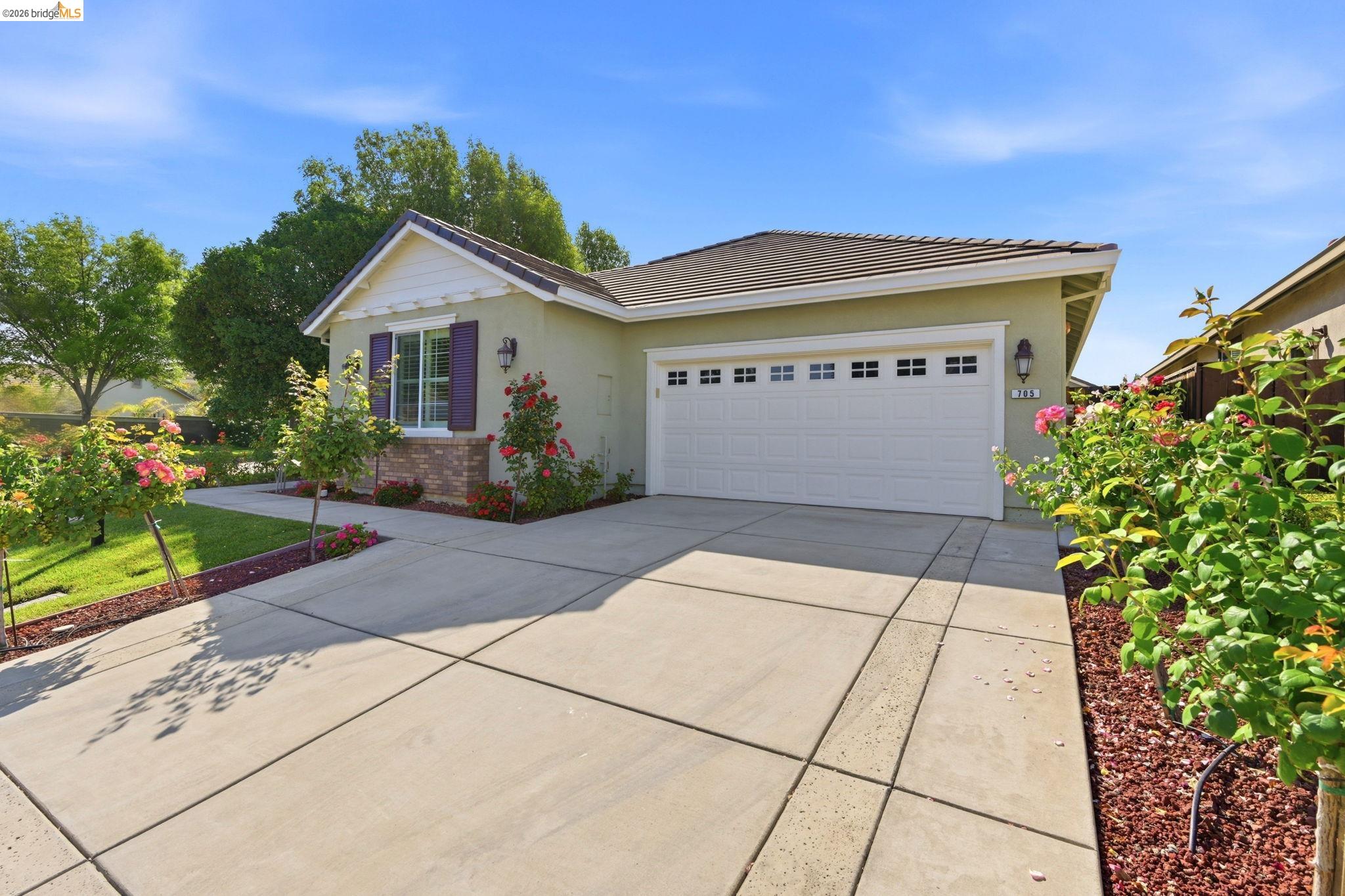 705 Pardee Ct