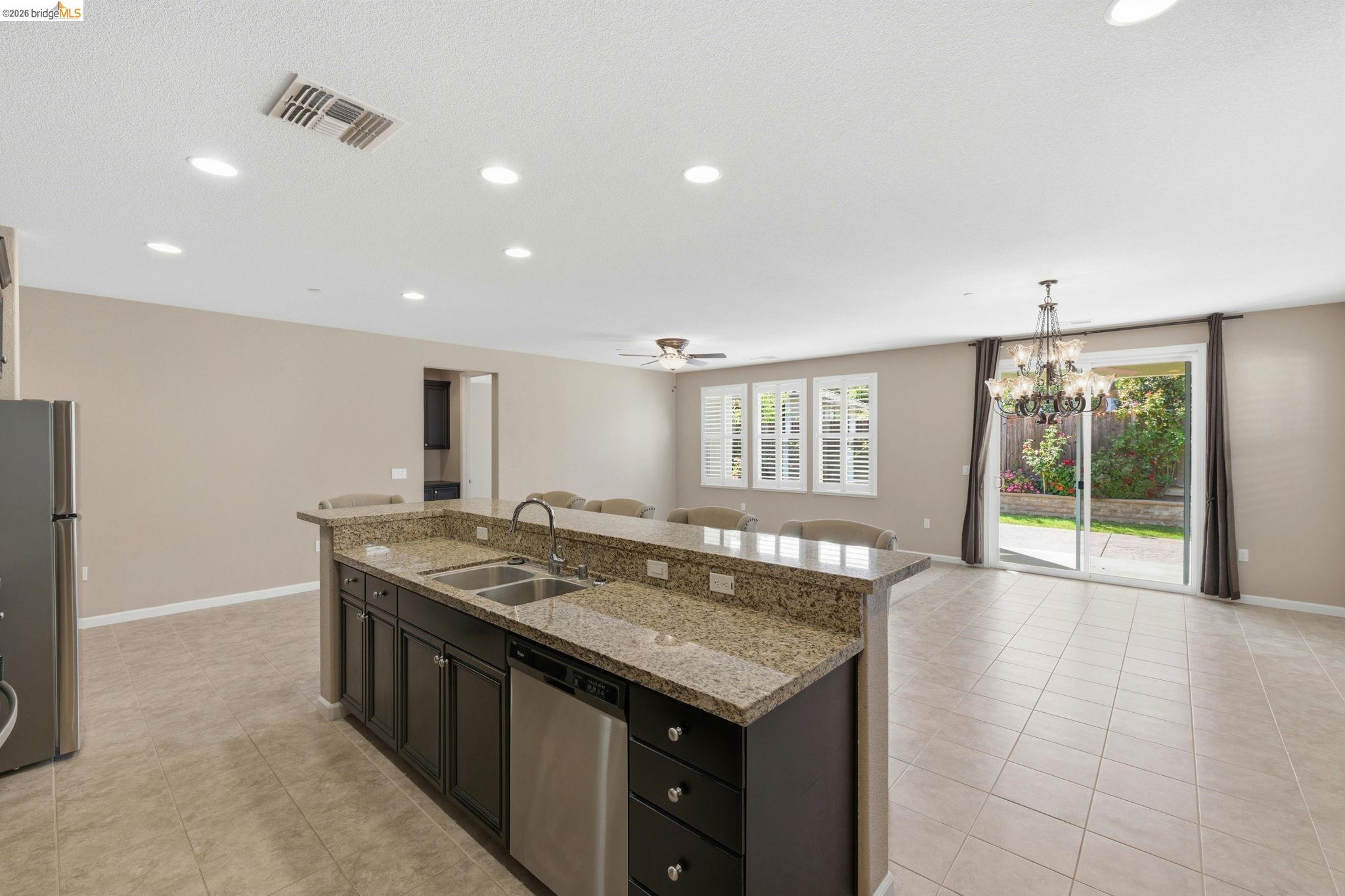 705 Pardee Ct