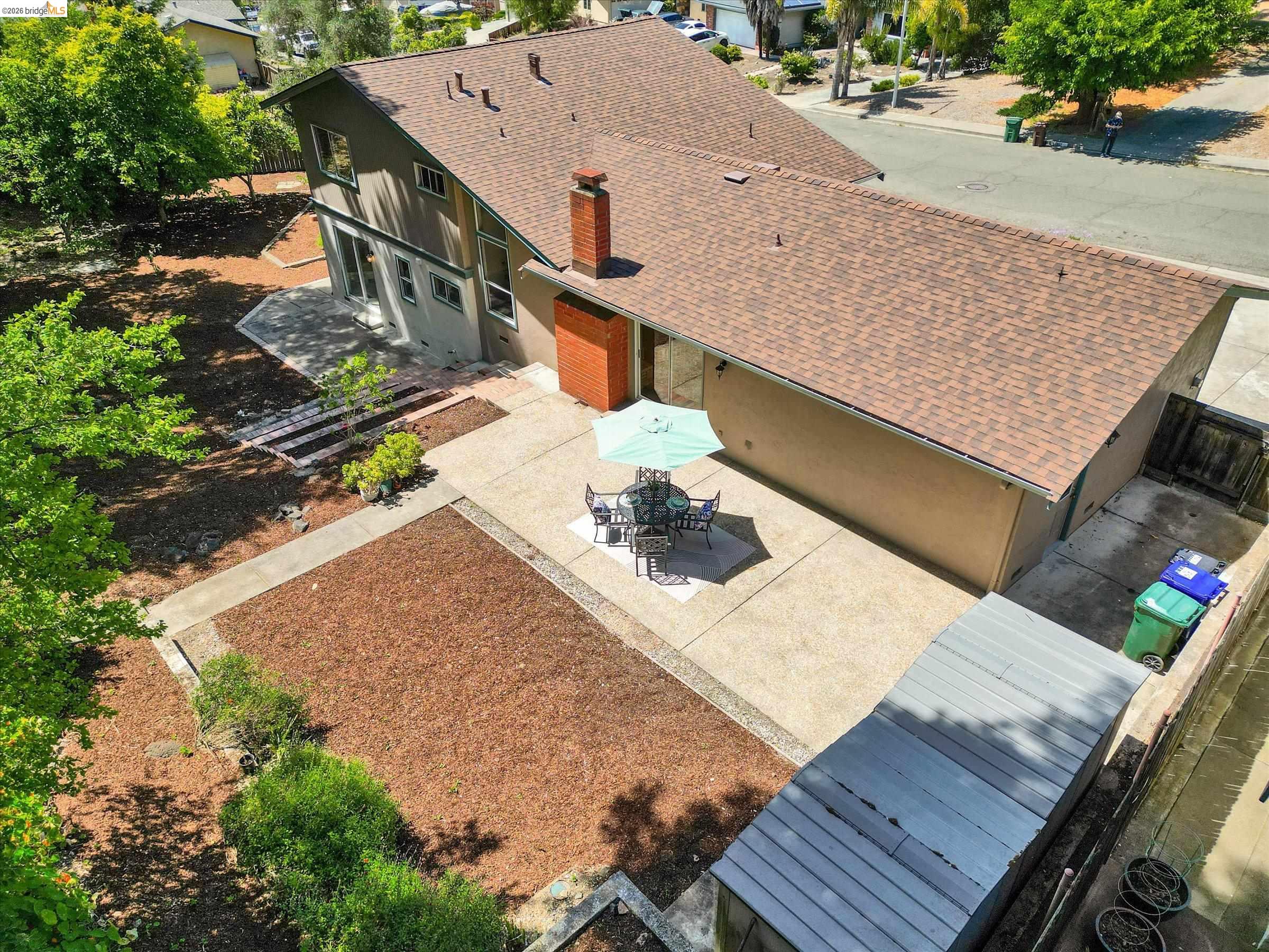 2826 Wright Ave