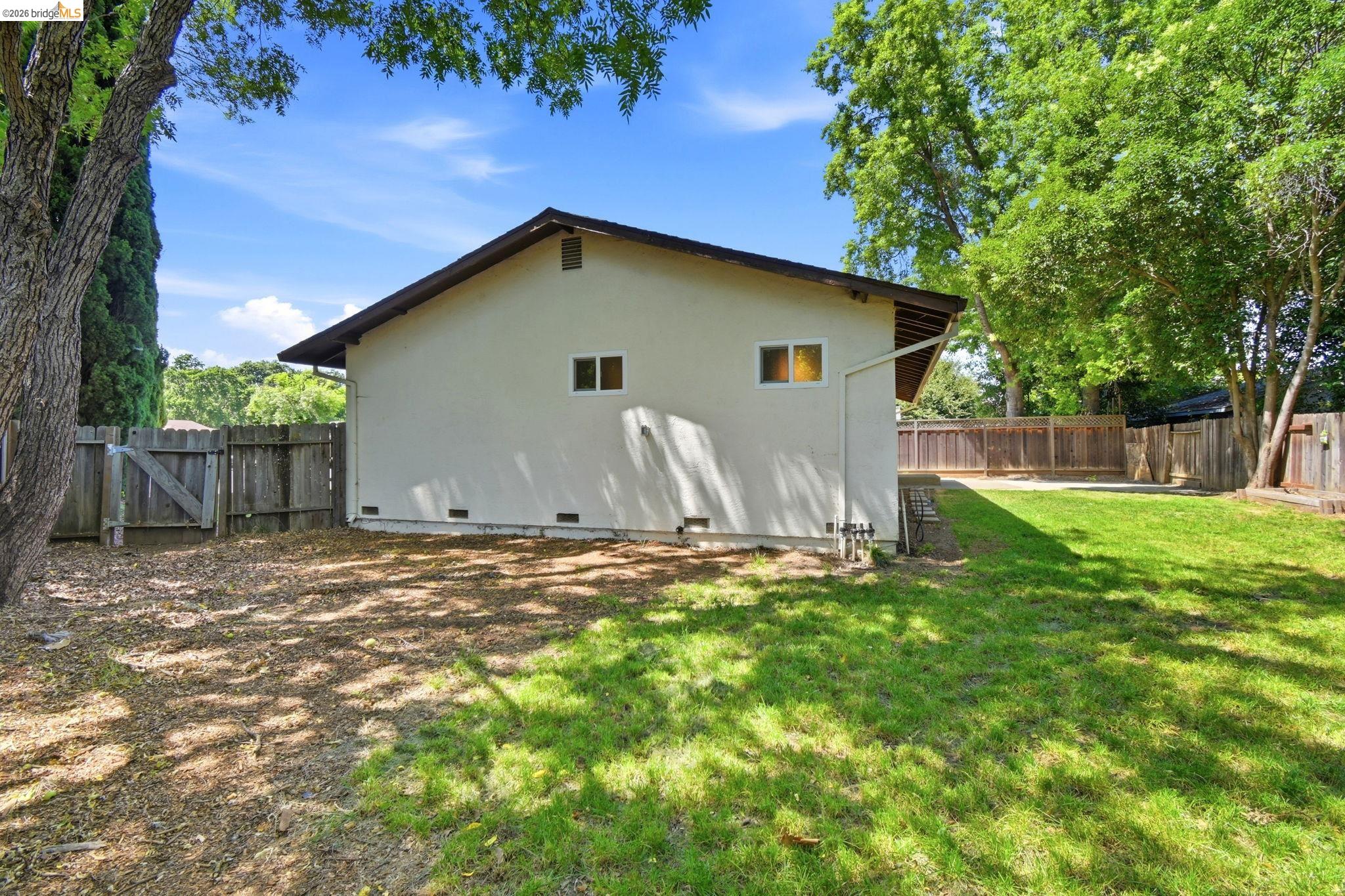 224 Amherst Ct
