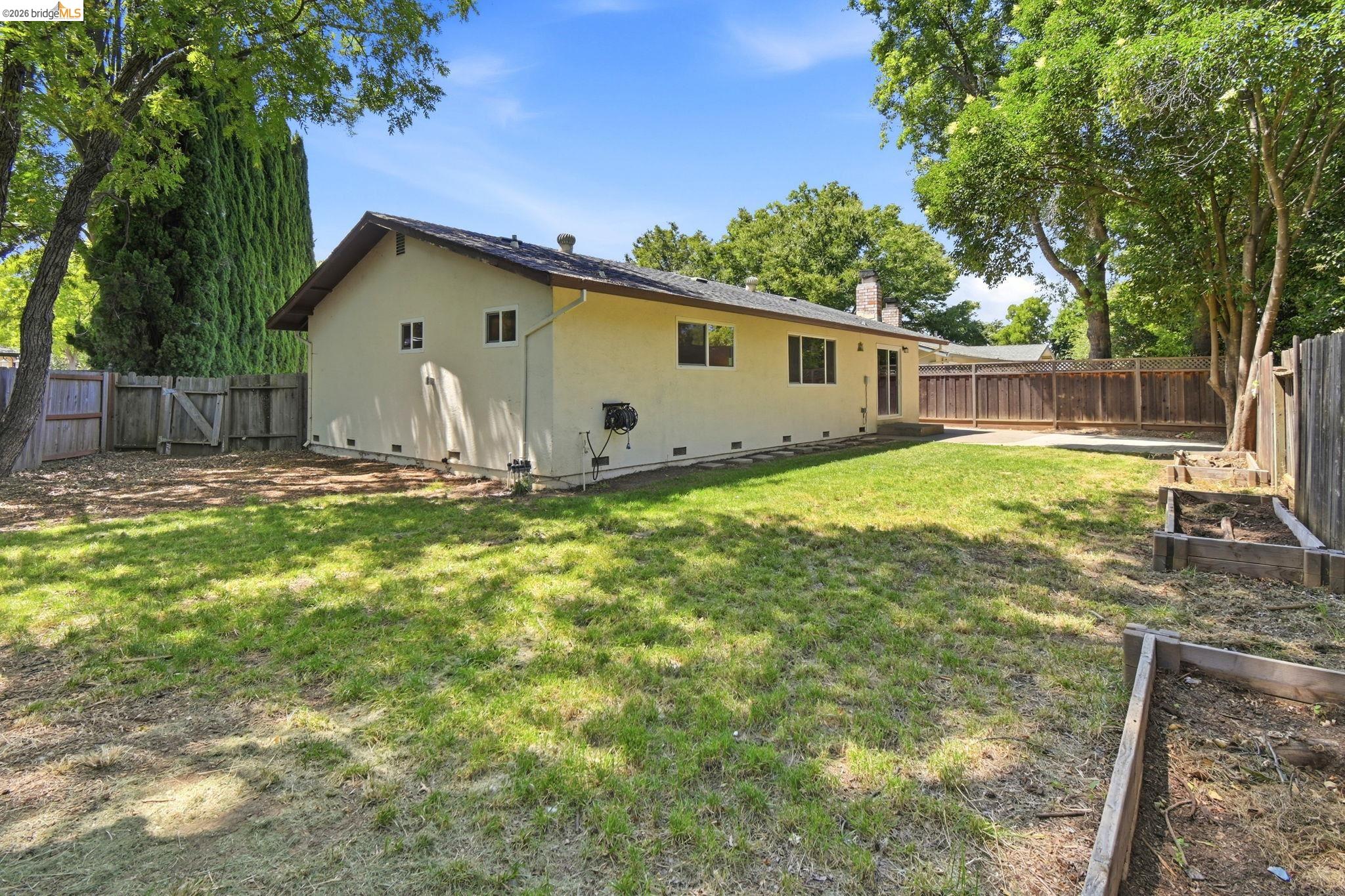 224 Amherst Ct