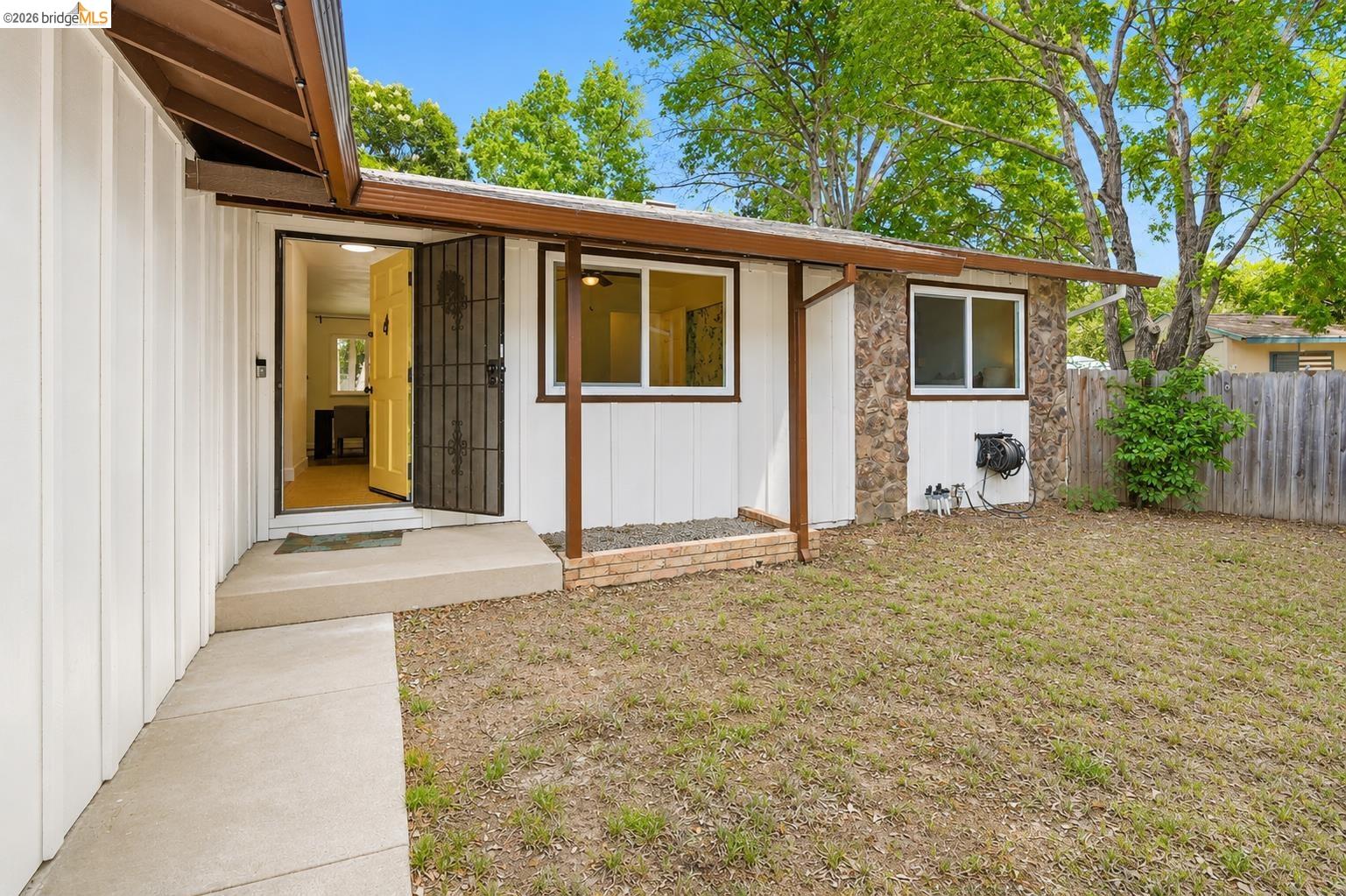 224 Amherst Ct
