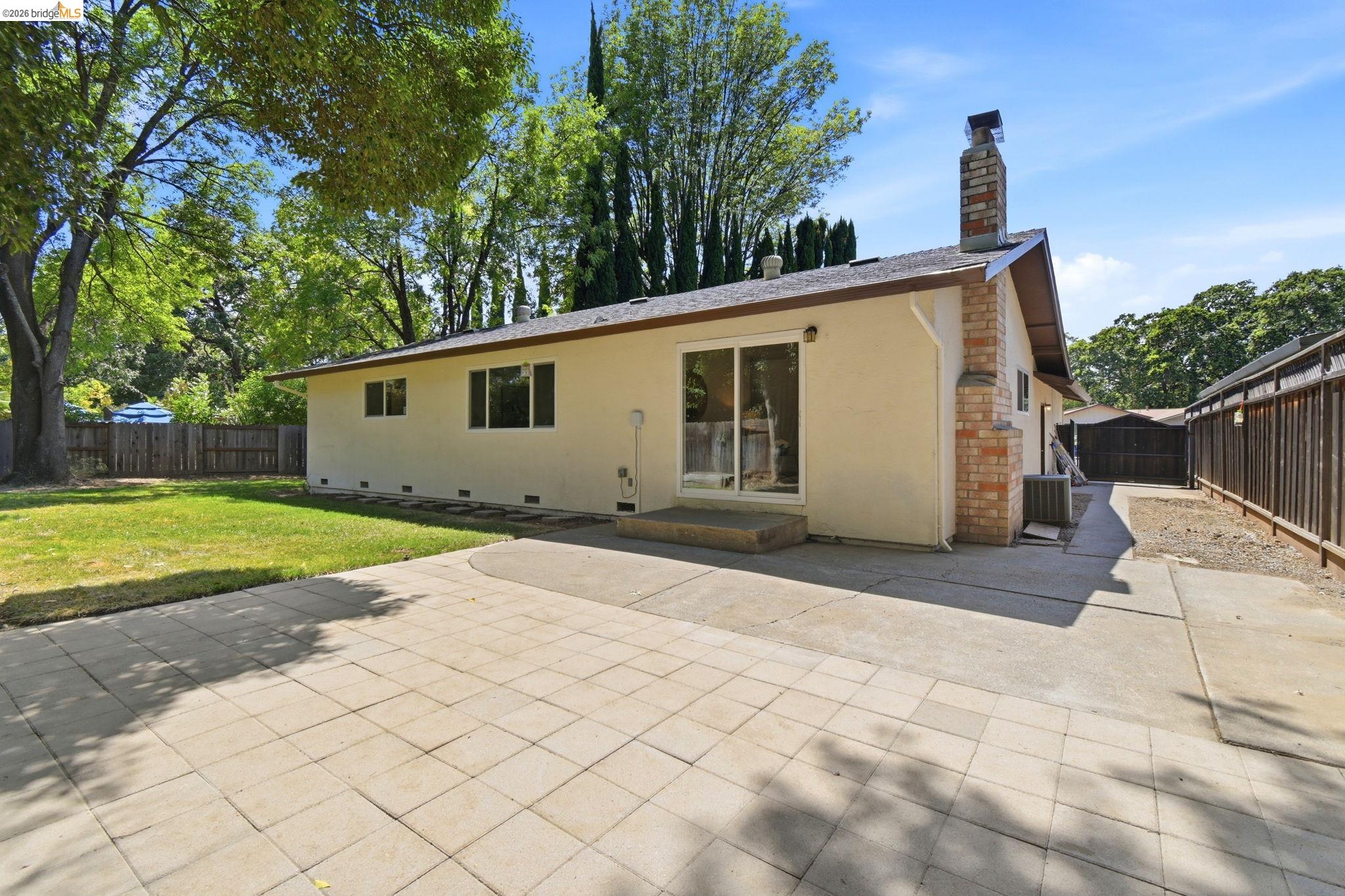 224 Amherst Ct