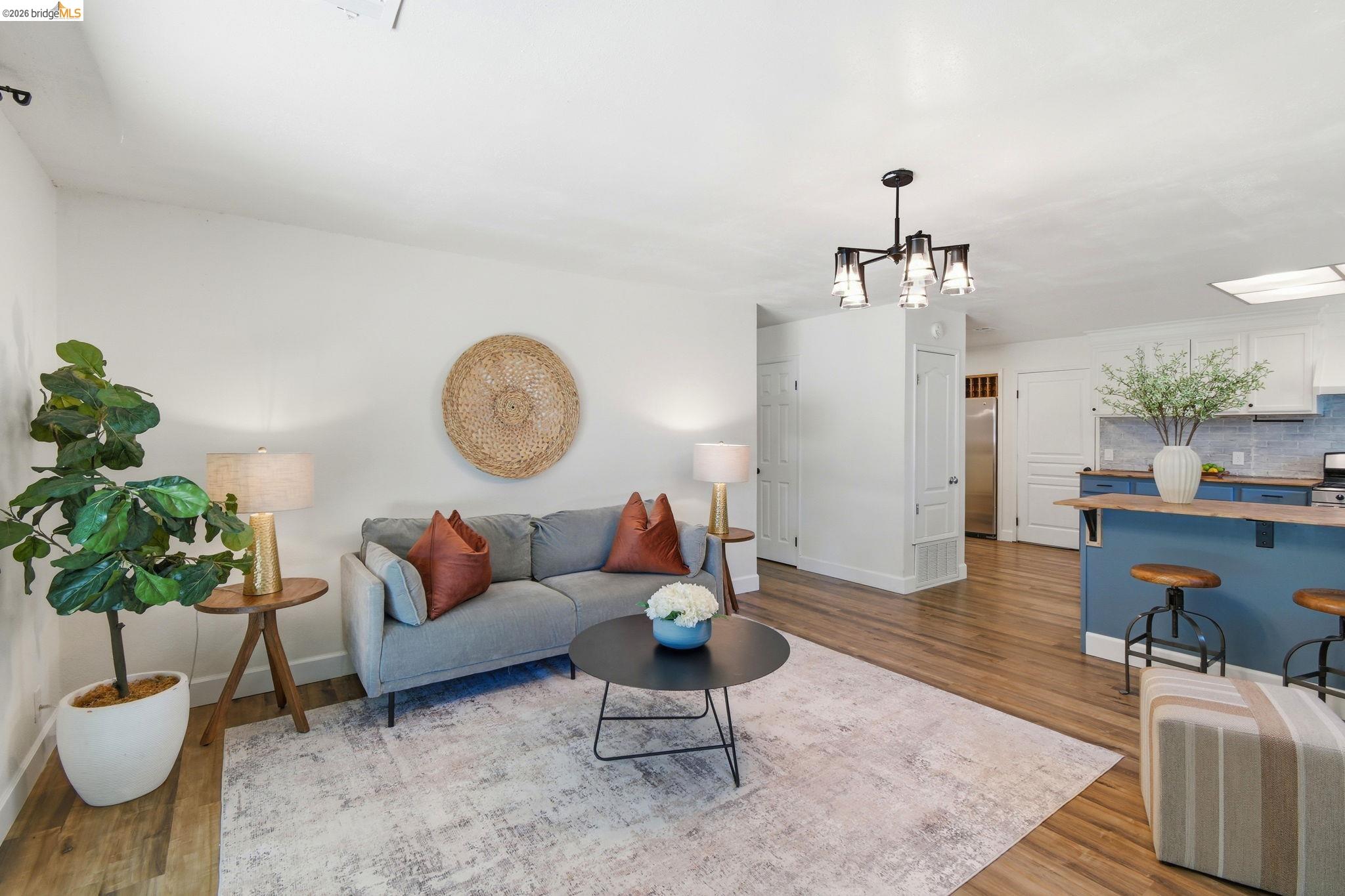 224 Amherst Ct