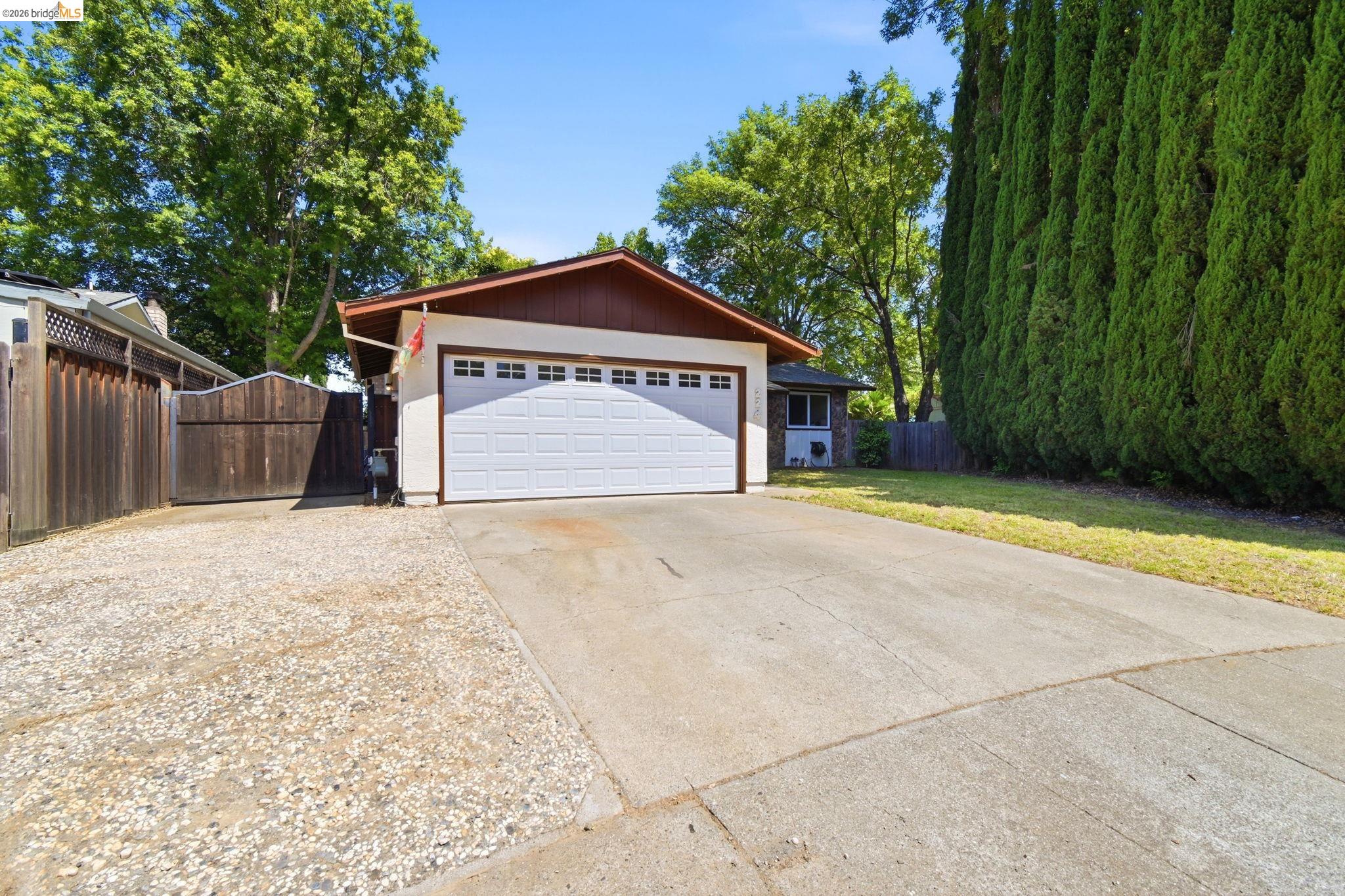 224 Amherst Ct