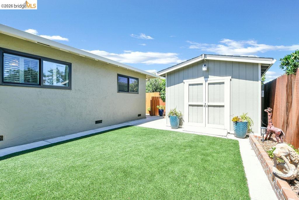 3143 Ponderosa Way