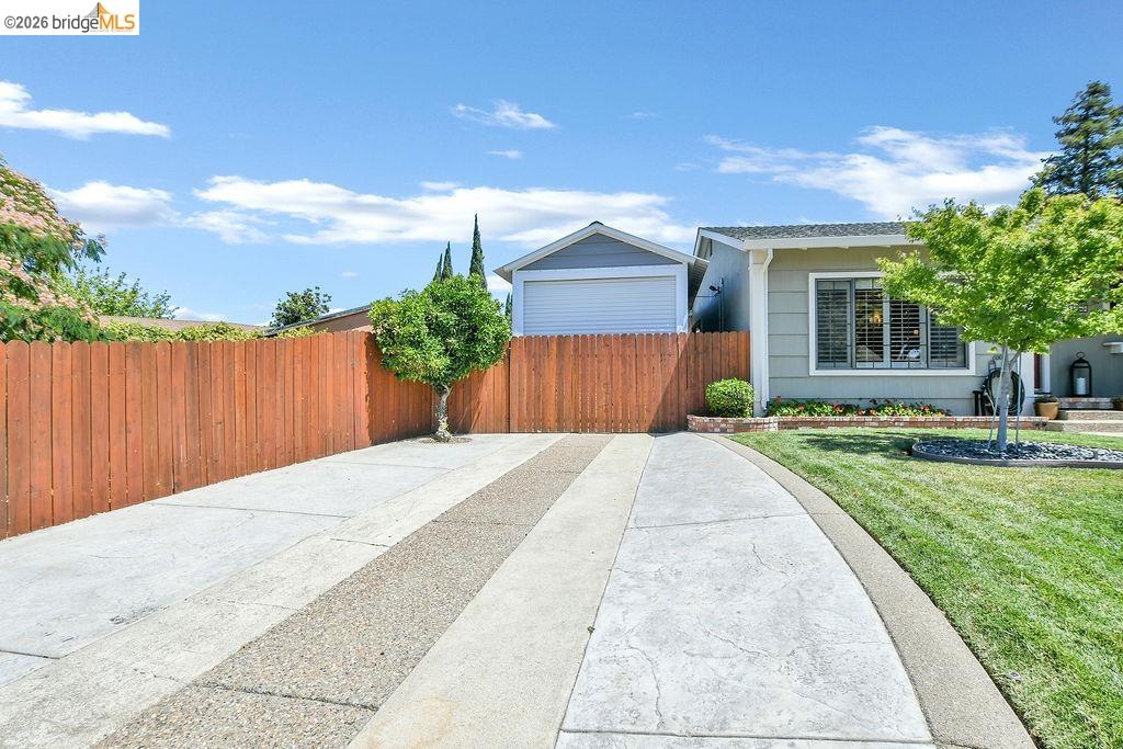 3143 Ponderosa Way