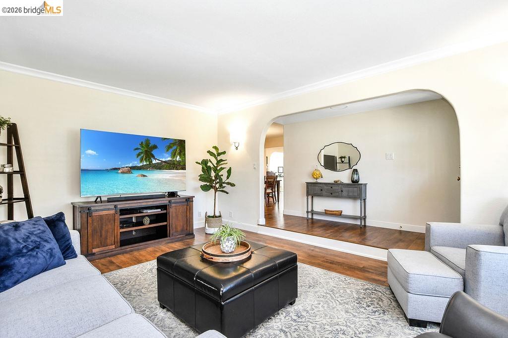 3143 Ponderosa Way