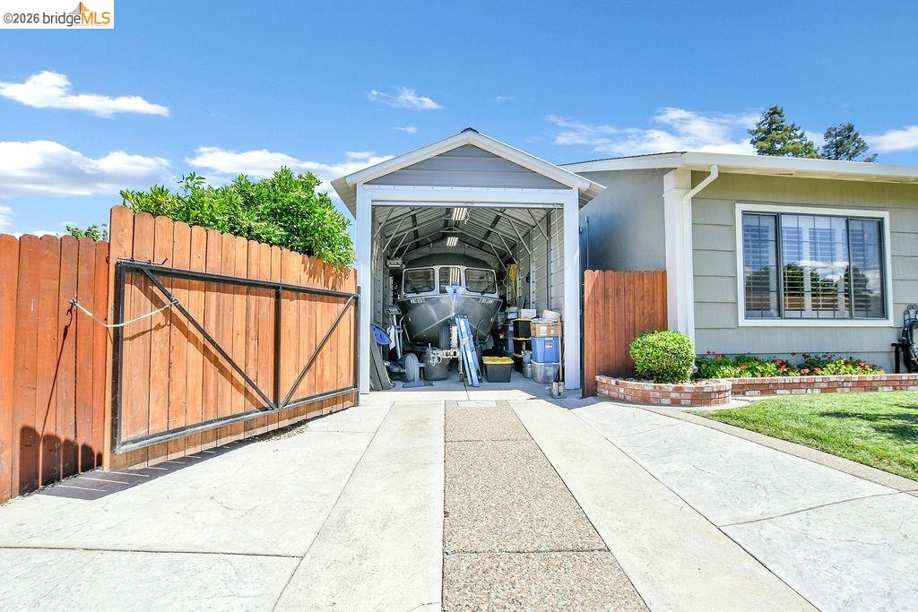 3143 Ponderosa Way