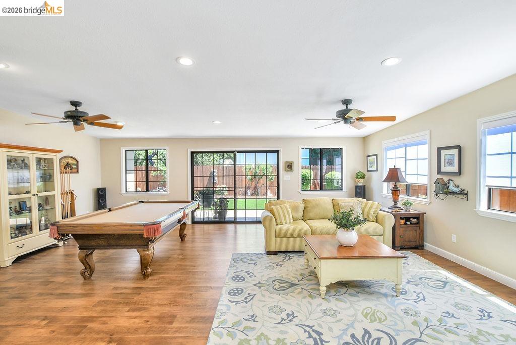 3143 Ponderosa Way
