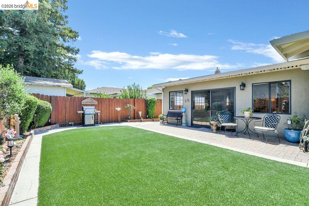 3143 Ponderosa Way