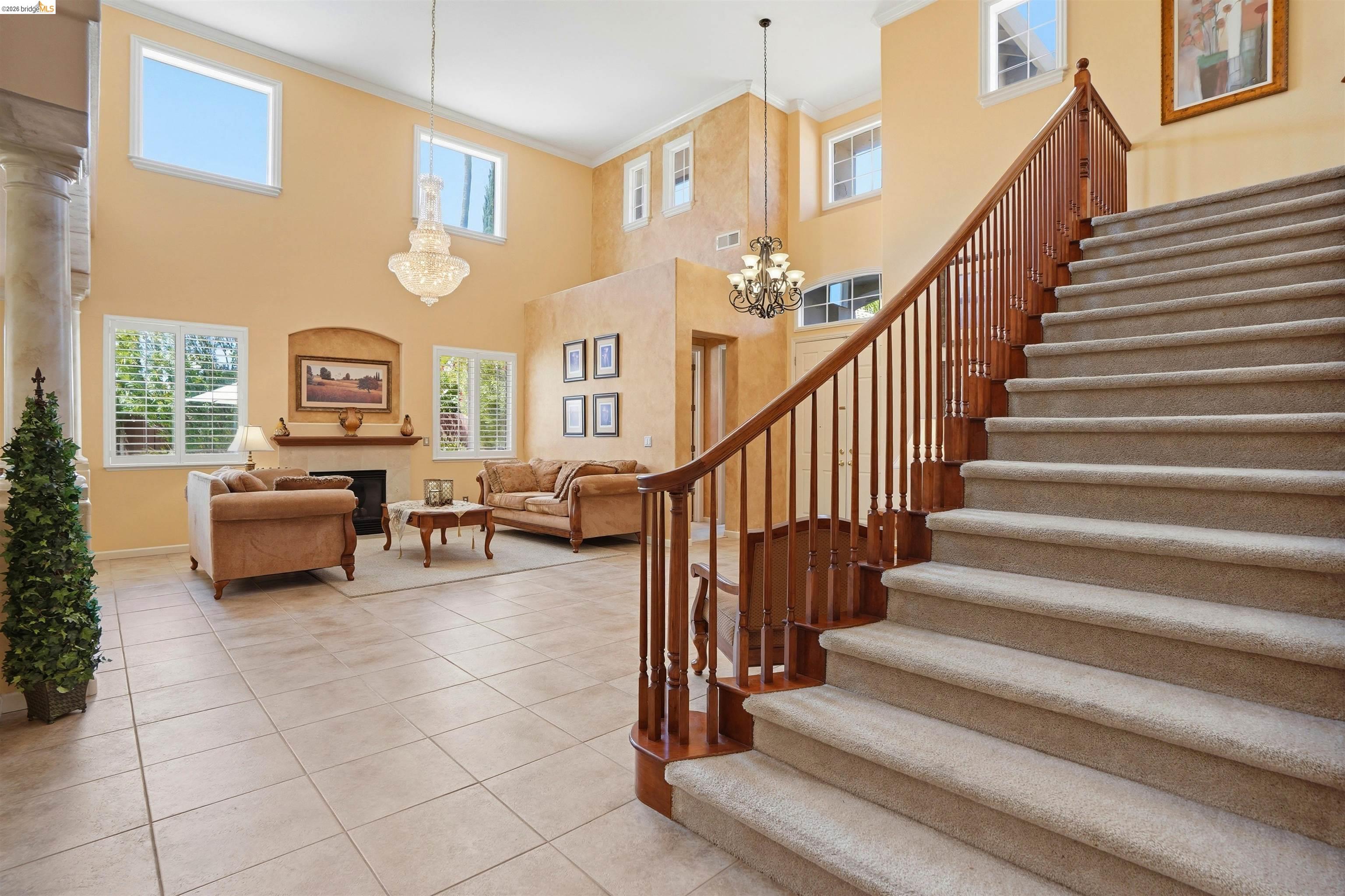 5048 Botting Ct