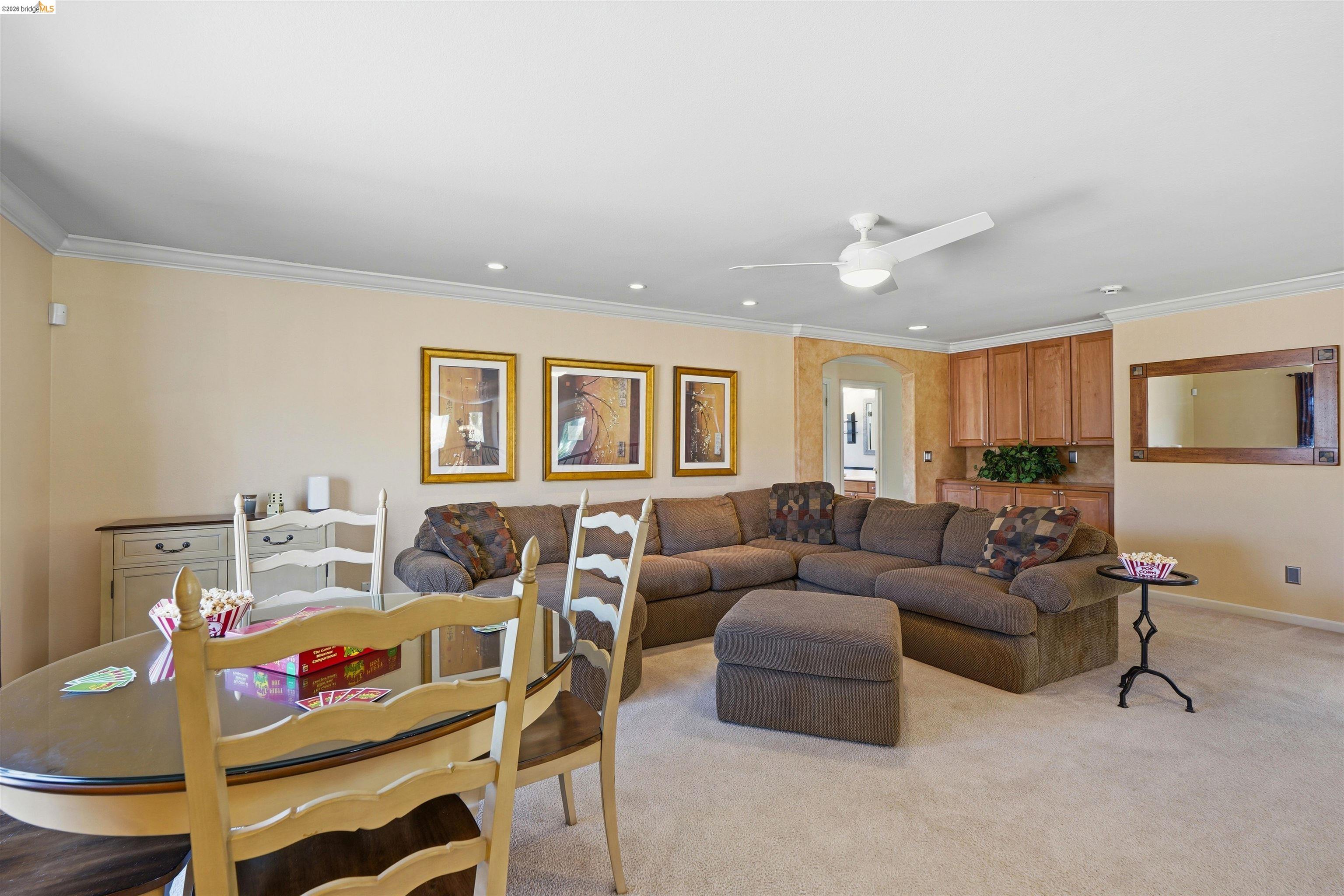 5048 Botting Ct