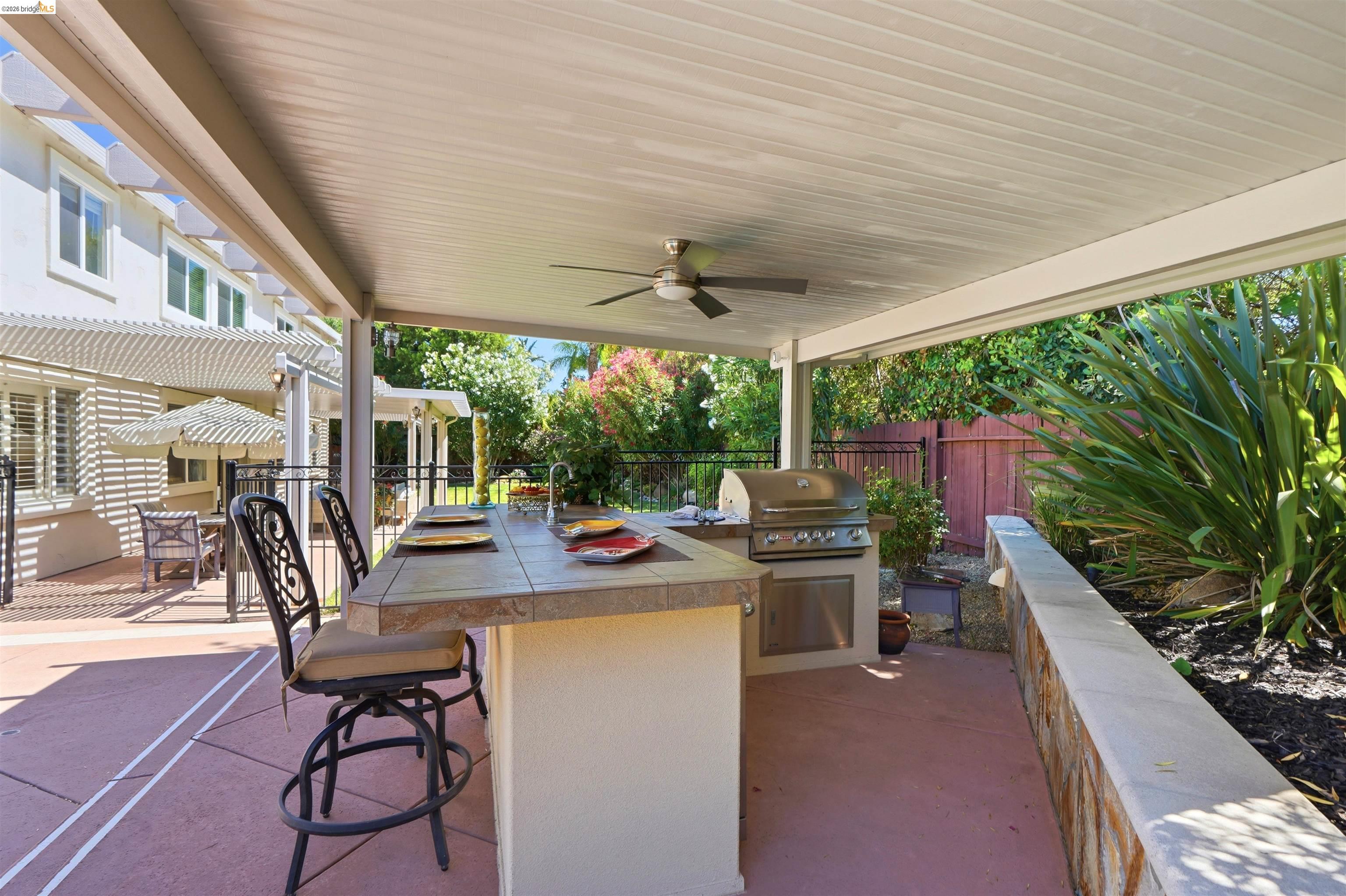 5048 Botting Ct