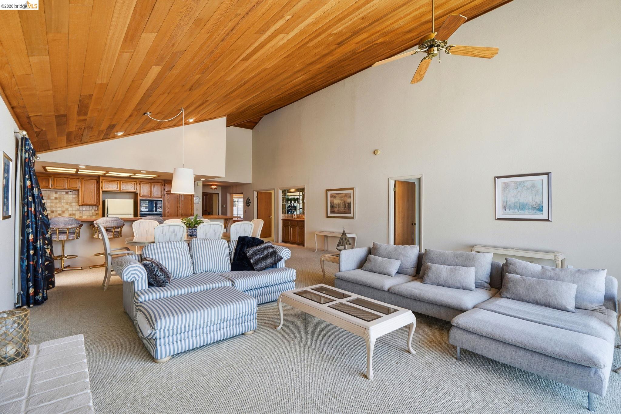 1794 Seal Way