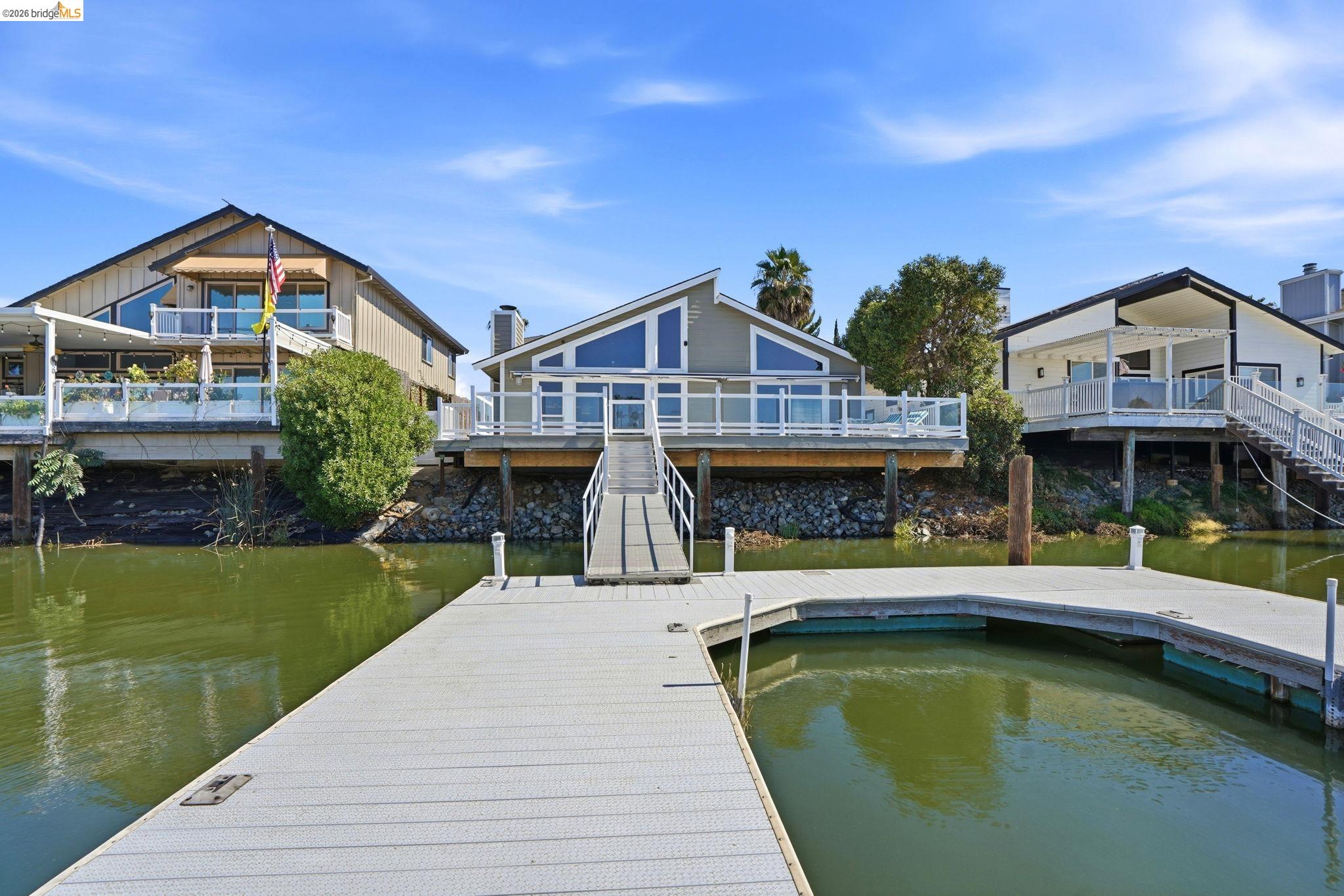 1794 Seal Way