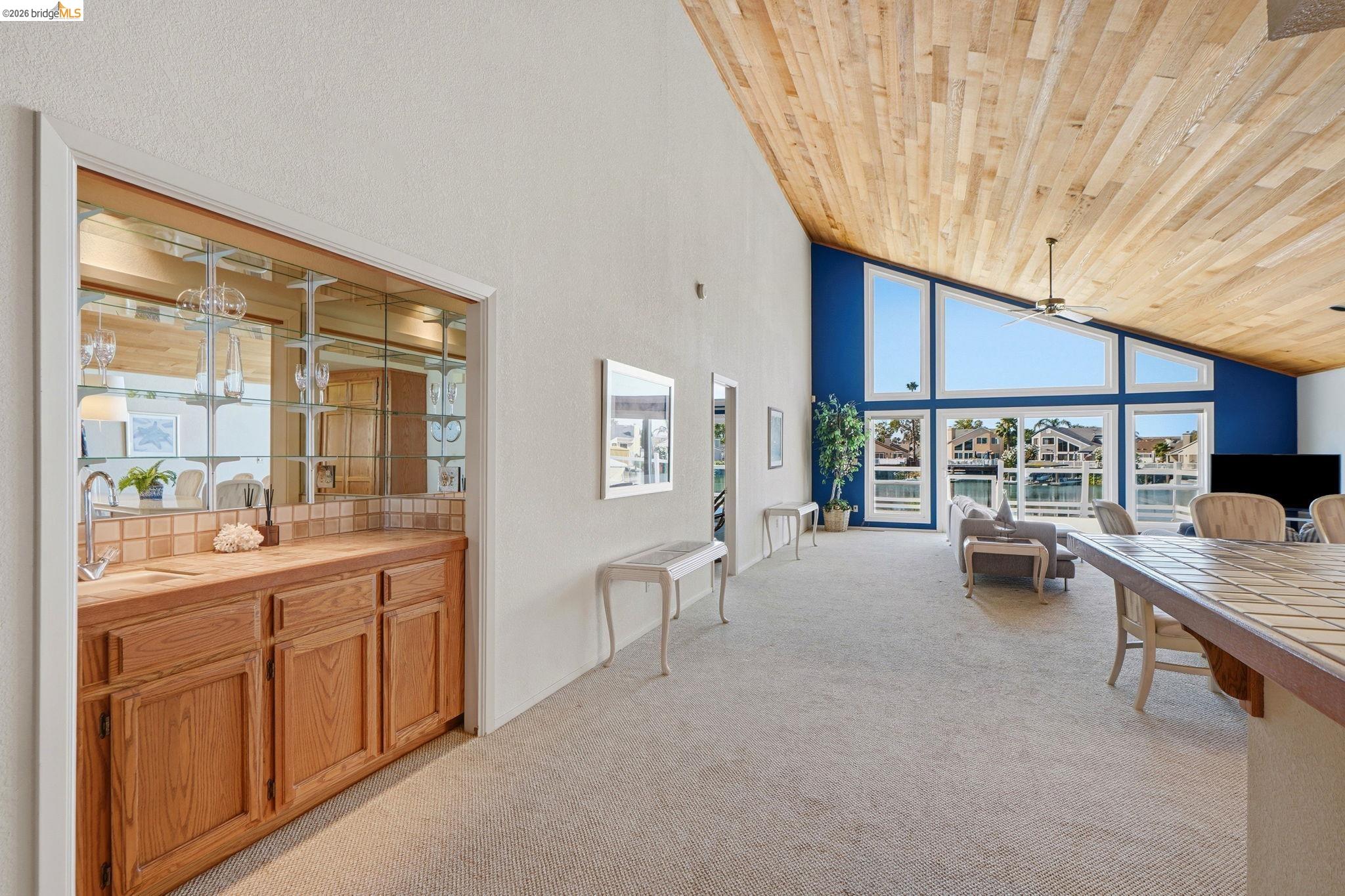 1794 Seal Way