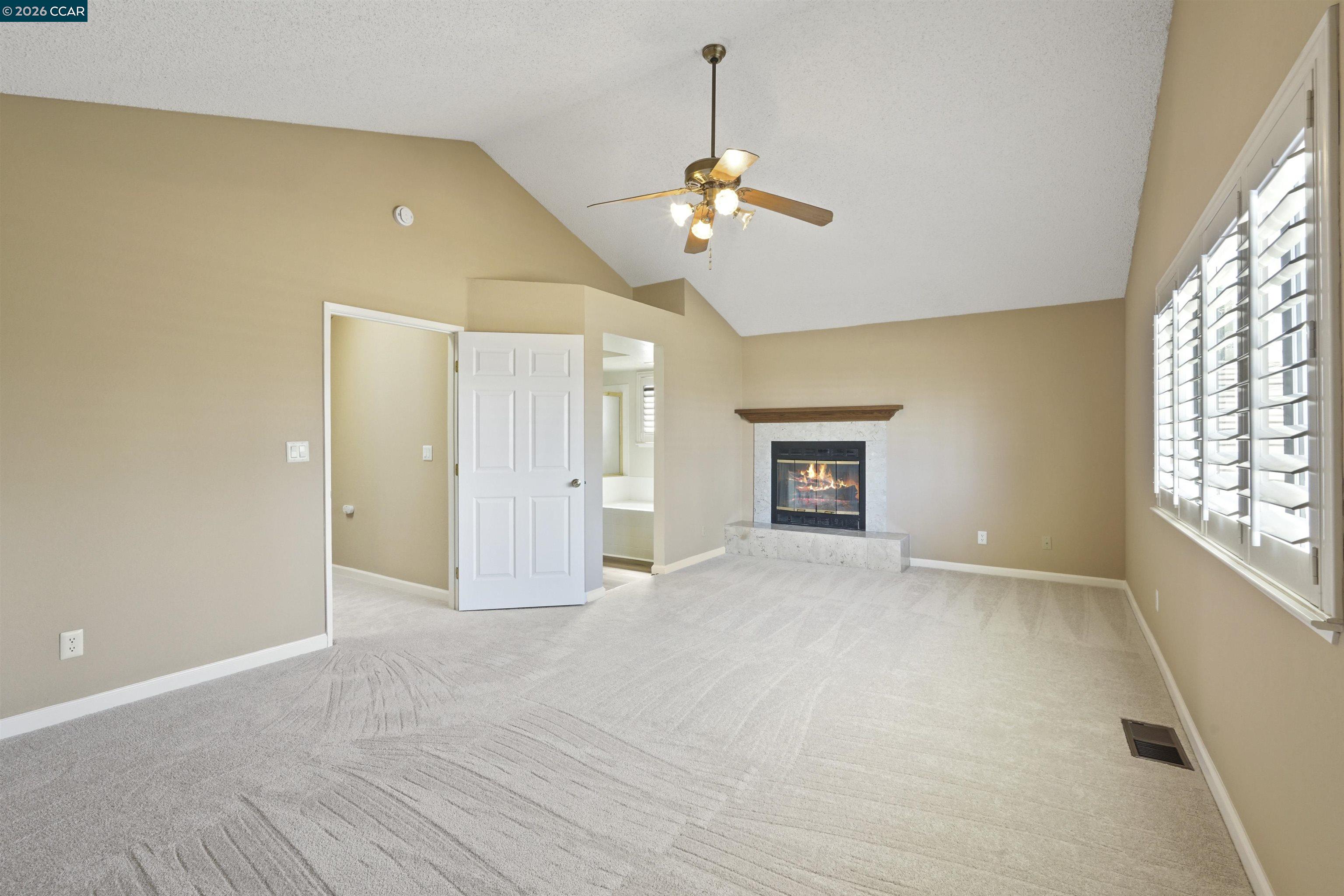 5535 Edgeview Dr