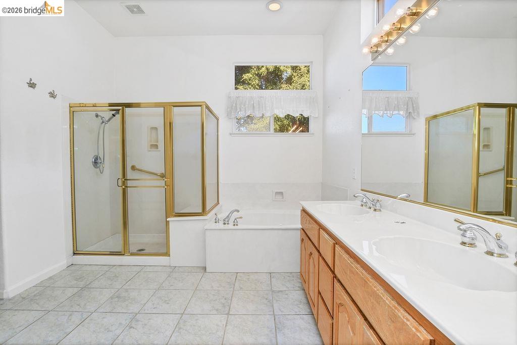 710 Central Park Pl
