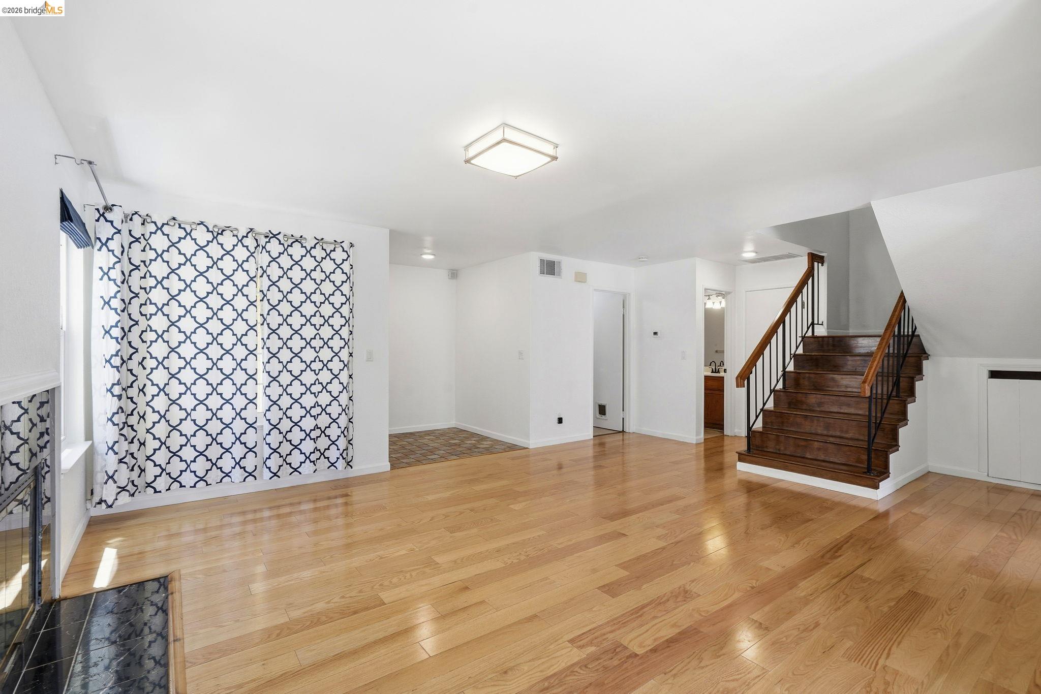 224 Sandy Cove Ln