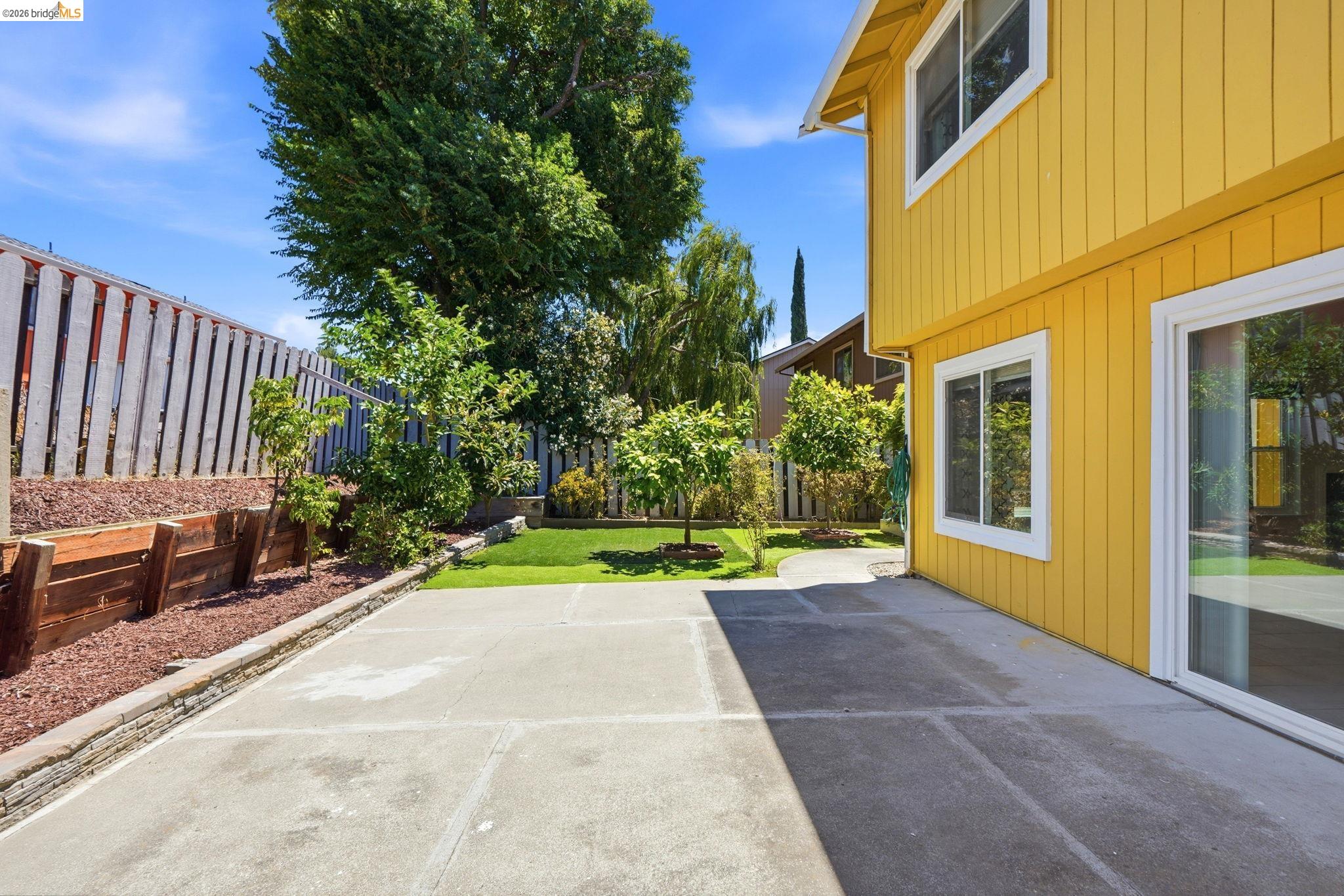 224 Sandy Cove Ln