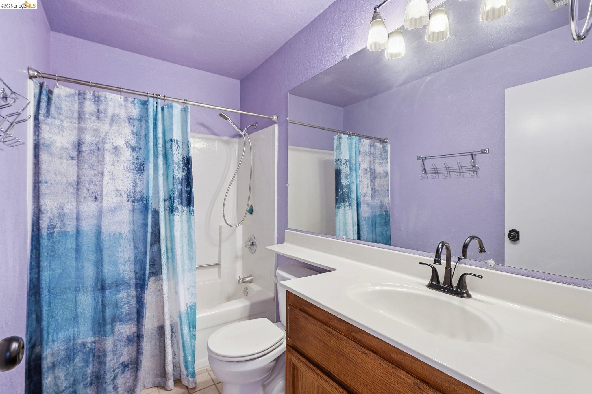 224 Sandy Cove Ln