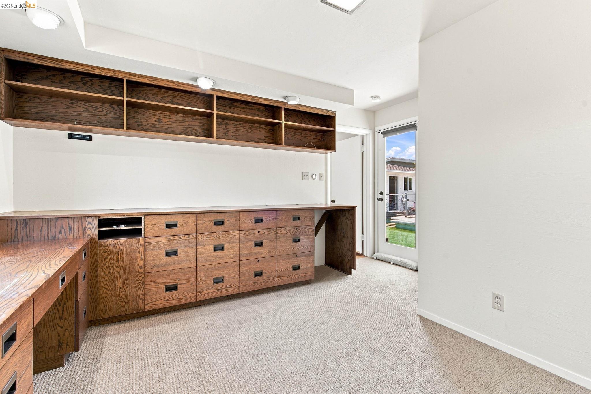 26 Dudley Ct