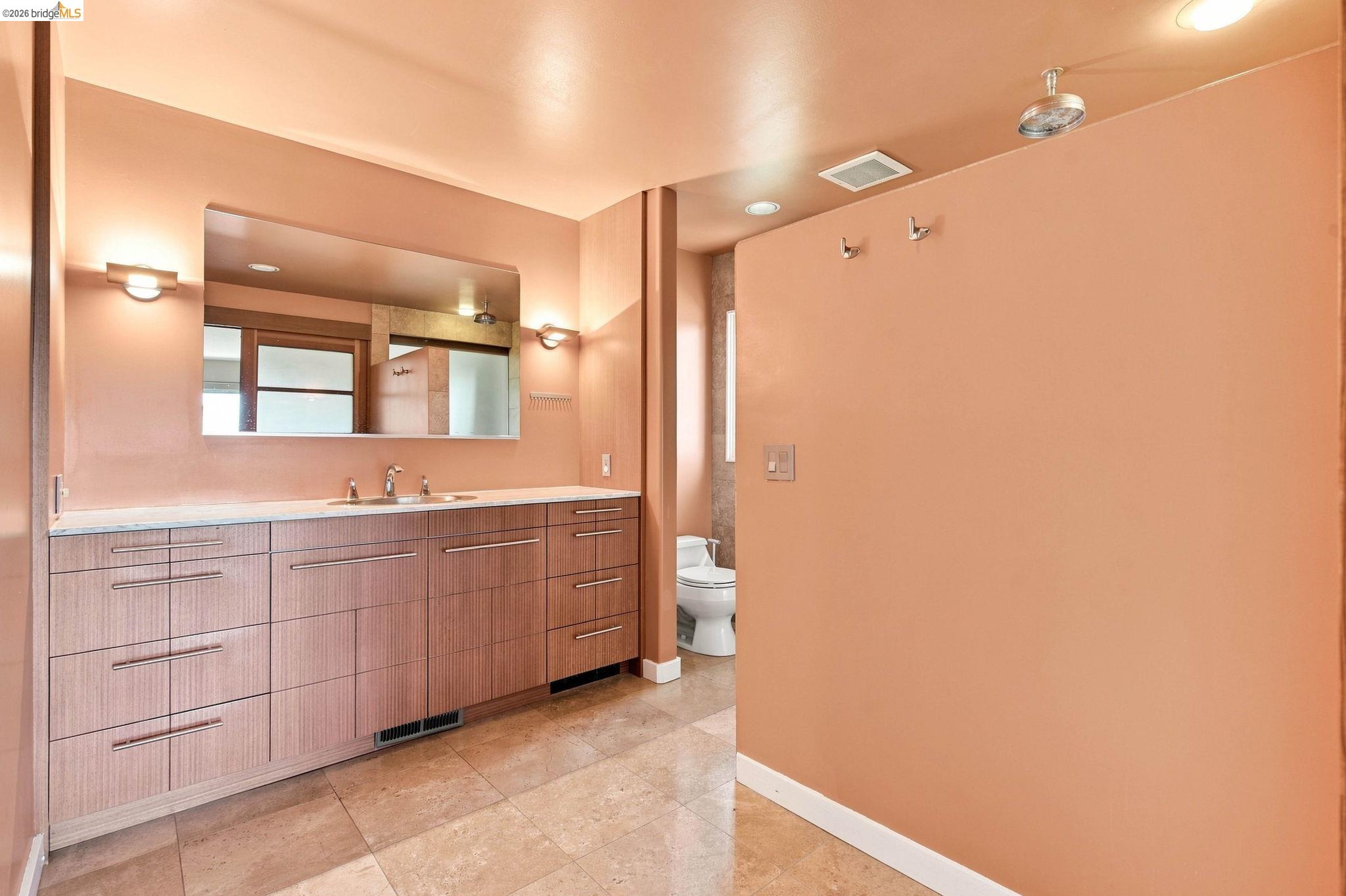 26 Dudley Ct