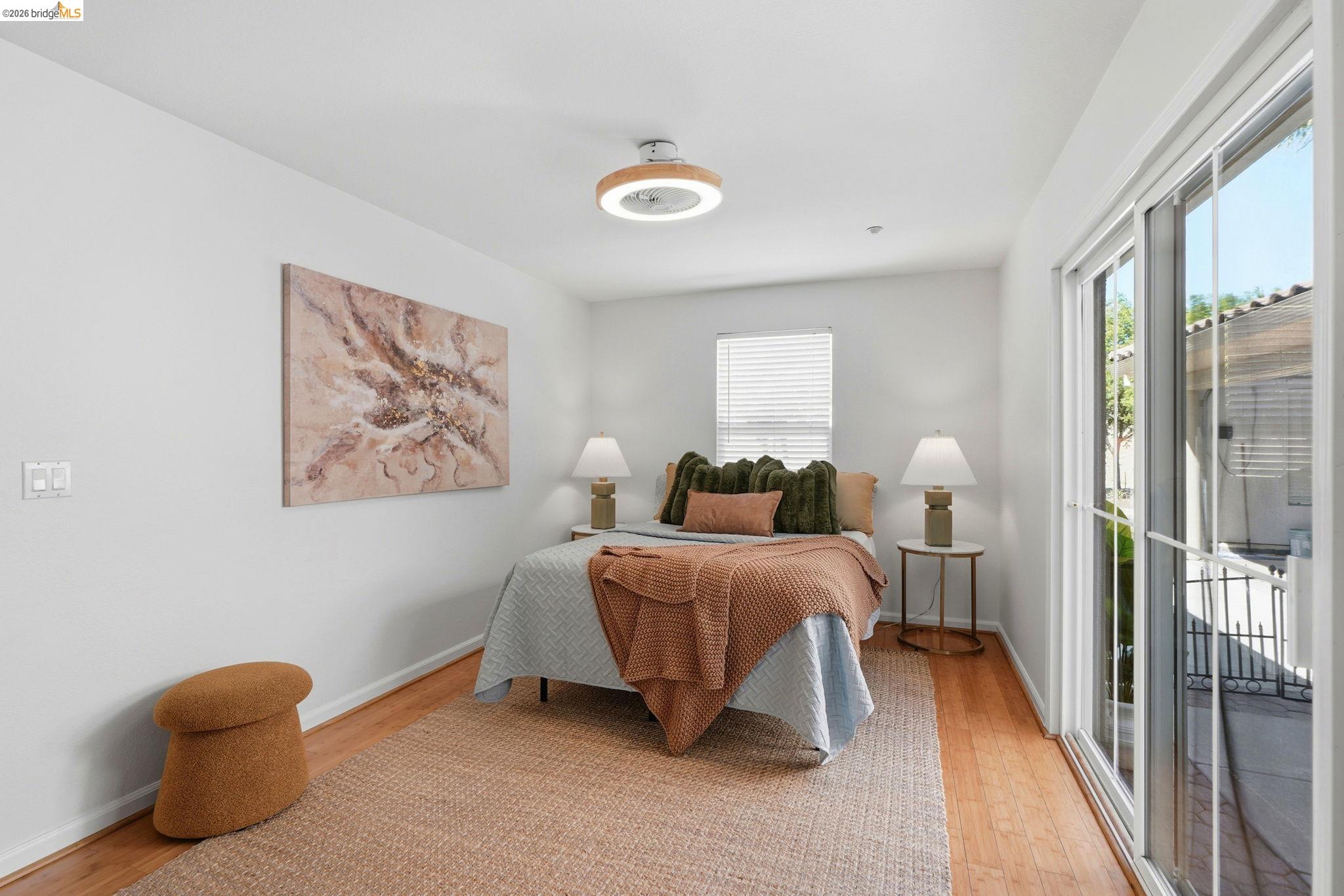 308 Foothill Dr