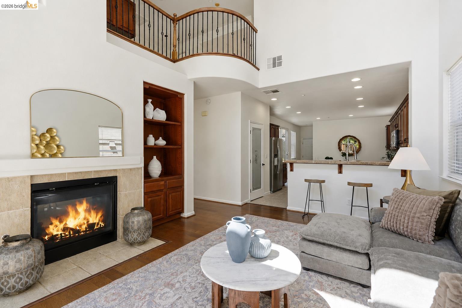 308 Foothill Dr